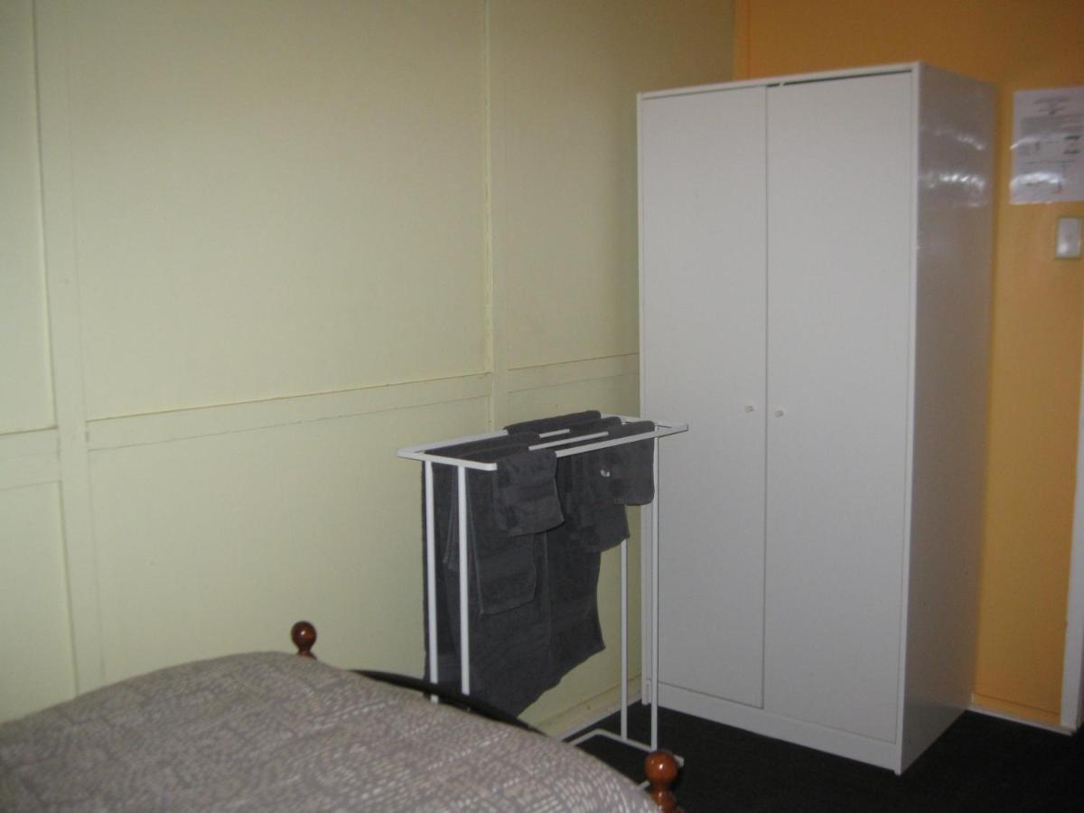 Australian Hotel Winton Budget Hotel Accommodation 외부 사진