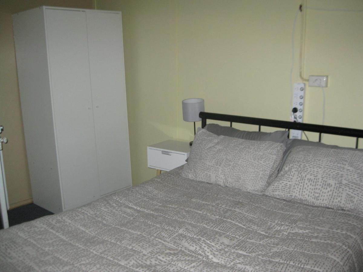 Australian Hotel Winton Budget Hotel Accommodation 외부 사진